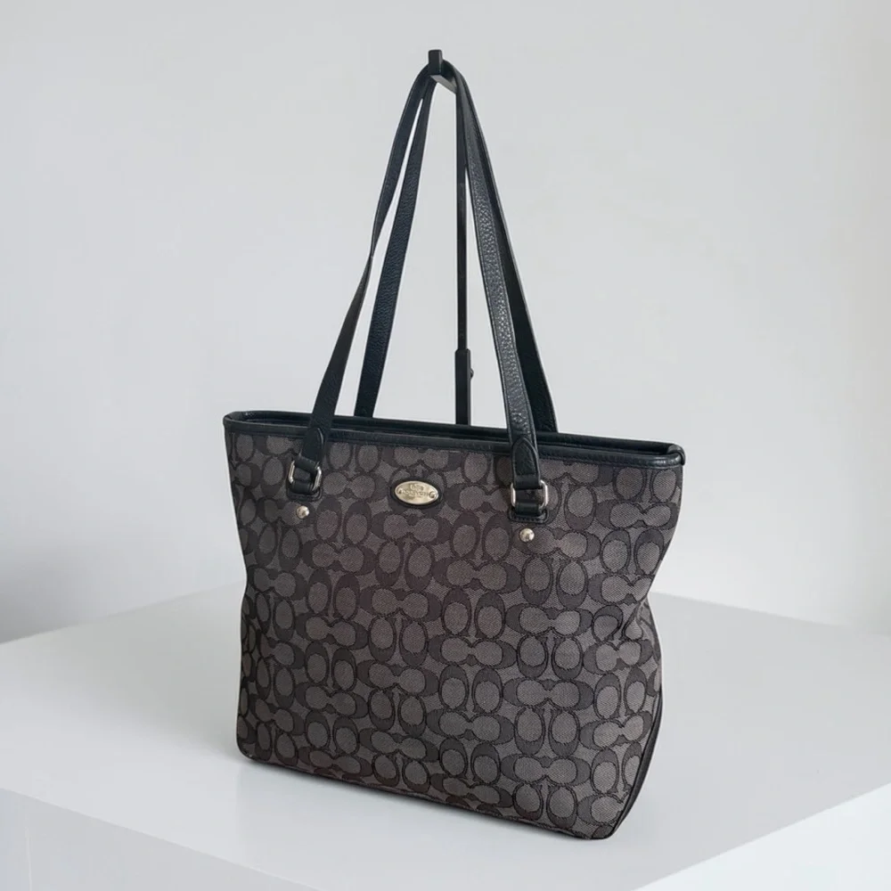 Authentic Coach Signature Black Grey Zip Top Tote Bag - Picture 2 of 13